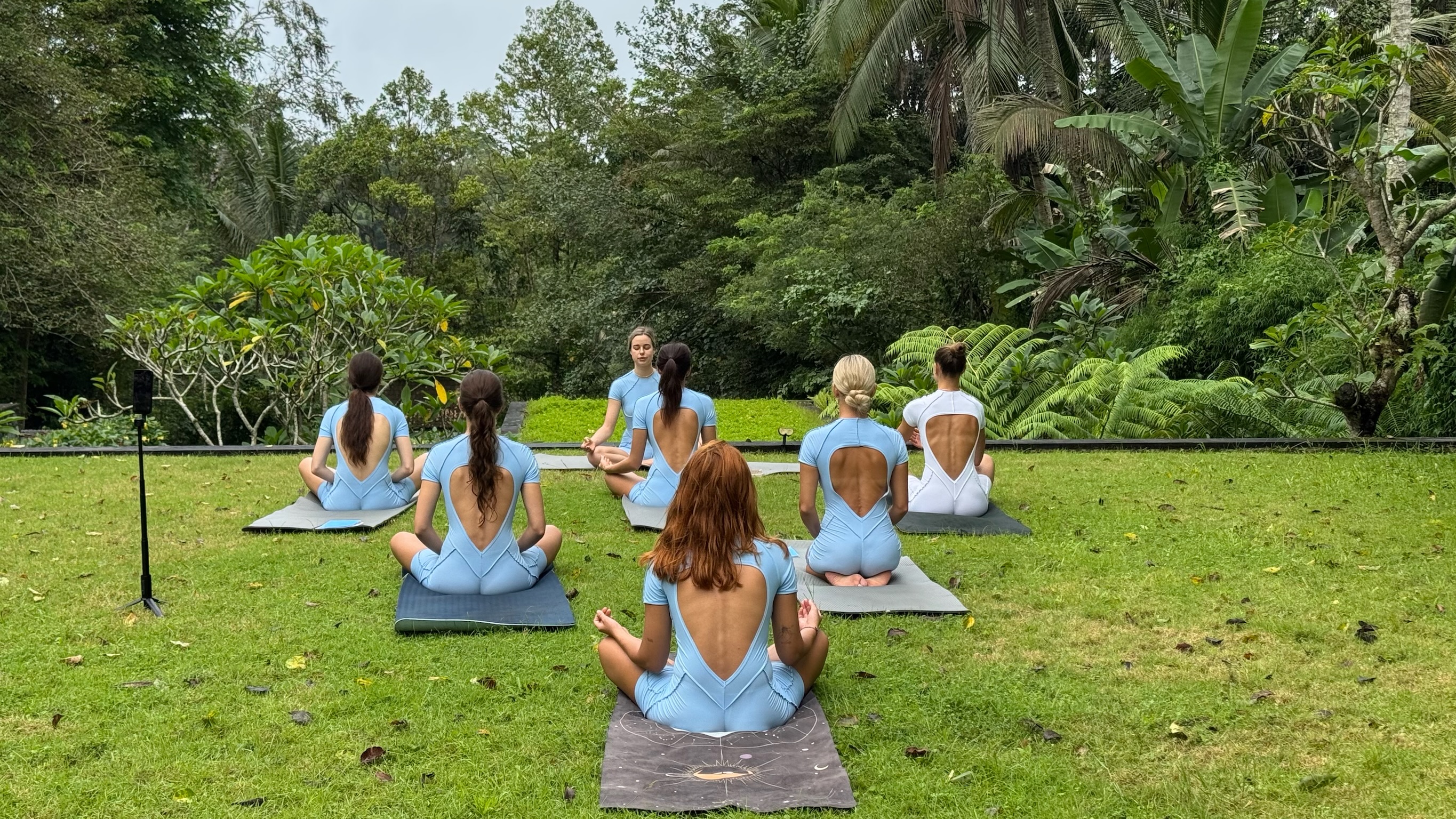 Духовный учитель на ретрите